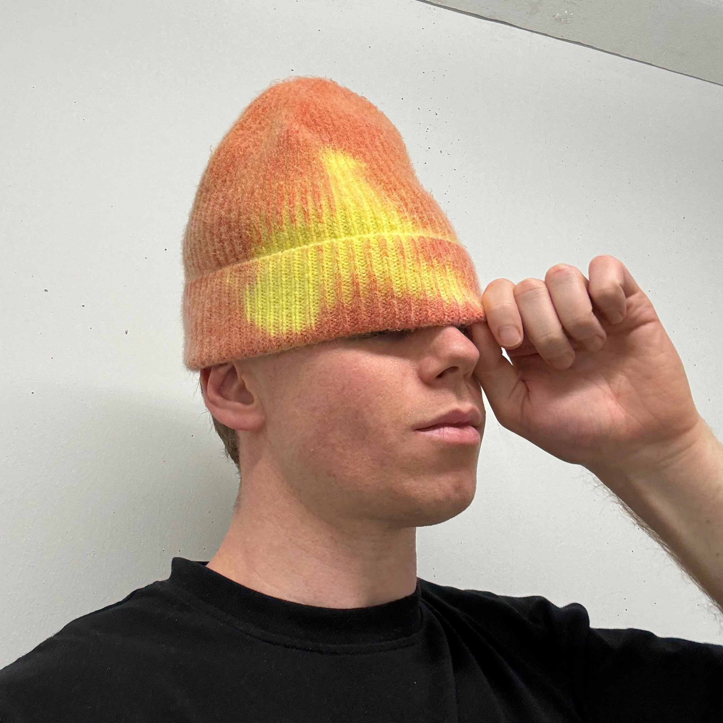 HEAT REACTIVE BEANIE ORANGE