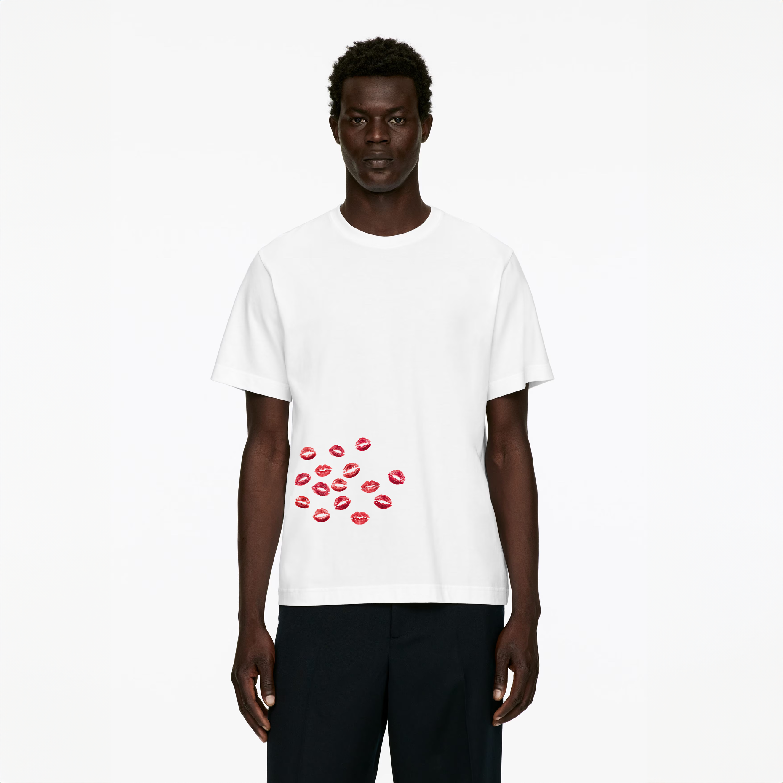 KISSES TEE
